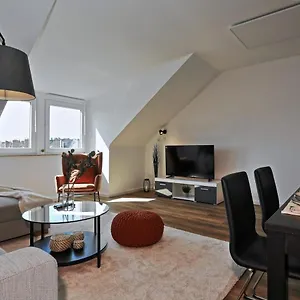  Apartment 'traveller Lodge' Grosszuegiges - 3 Bedroom 10min To Hbf, Full Kitchen, Homeoffice, Netflix, Wifi Deutschland